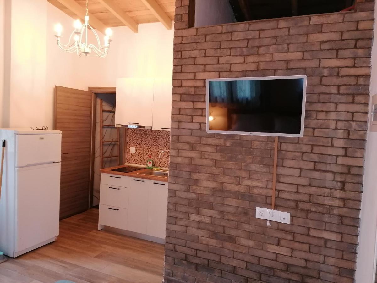 Tiny House By The Sea Villa Nea Skioni Dış mekan fotoğraf